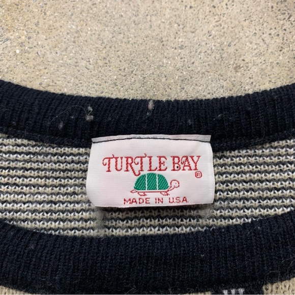 Vintage 80s Turtle Bay Penguin Sweater - Picture 3 of 6